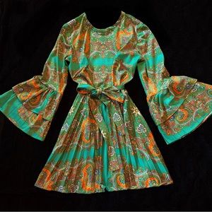 INSANE psychedelic vintage 1960s mini dress!! 💚🌟